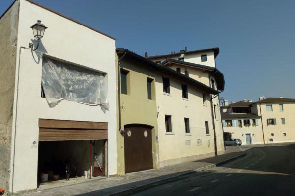 Ripristino corticale di cemento e risanamento dei ferri